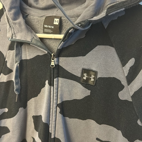 Under Armour Men’s Hooded Zip Up Sweatshirt Black/Grey Camo Size Medium - Picture 2 of 4